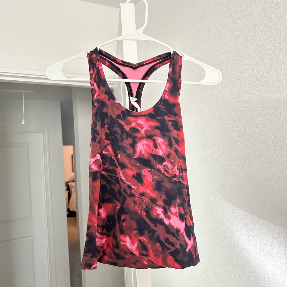 Lululemon Tank